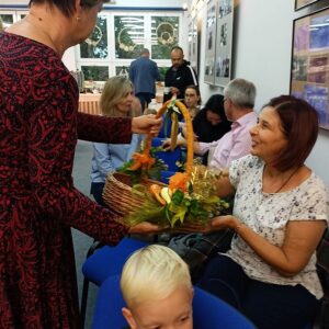 Jubileuszowy Piknik Z Biblioteką, 75 Lat Razem, Spotkanie Z Remigiuszem Rączką – 11