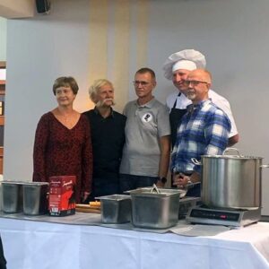 Jubileuszowy Piknik Z Biblioteką, 75 Lat Razem, Spotkanie Z Remigiuszem Rączką – 18