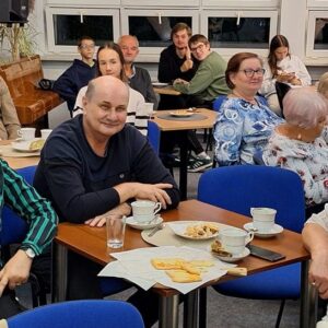 Jubileuszowy Piknik Z Biblioteką, 75 Lat Razem, Spotkanie Z Remigiuszem Rączką – 24