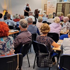 Jubileuszowy Piknik Z Biblioteką, 75 Lat Razem, Spotkanie Z Remigiuszem Rączką – 5